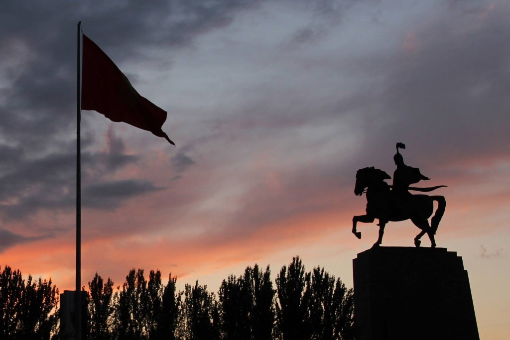 Reiterstatue in Bischkek